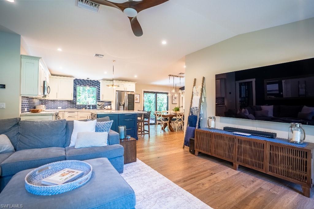 LOGAN WOODS - Residential