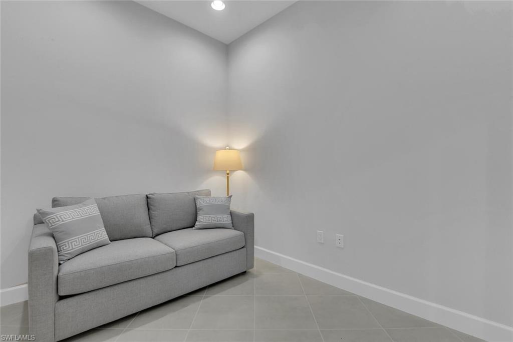 ISLES OF COLLIER PRESERVE - Residential Lease