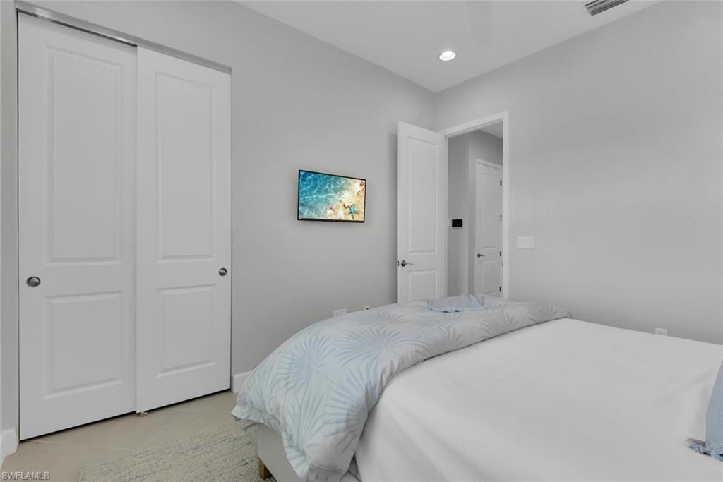 ISLES OF COLLIER PRESERVE - Residential Lease