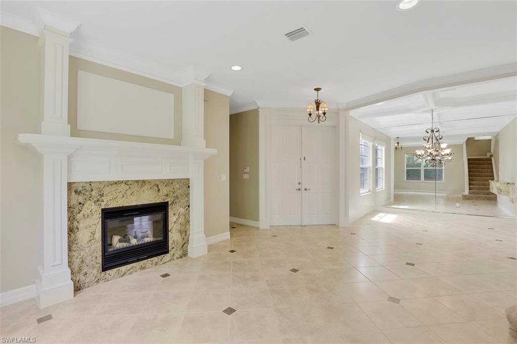 SATURNIA LAKES - Residential