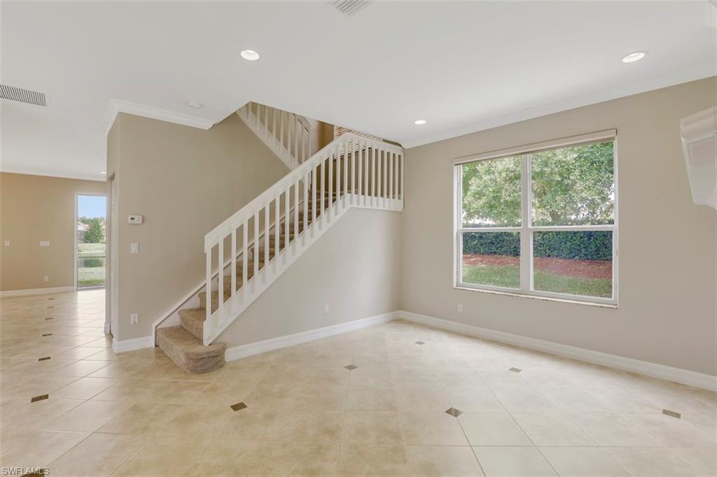 SATURNIA LAKES - Residential