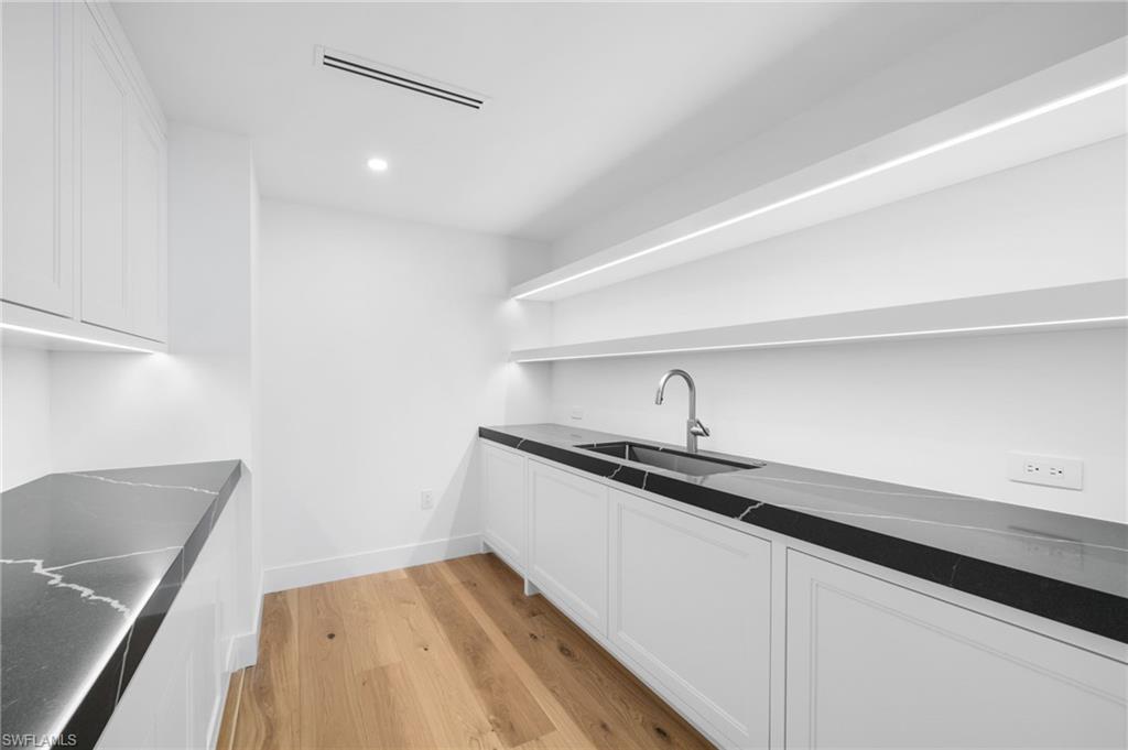 KALEA BAY TOWER 400 - Residential
