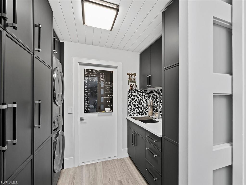 SOUTH BAY - Residential