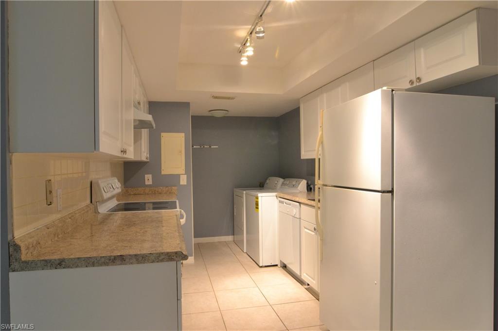 LAKEWOOD - Residential
