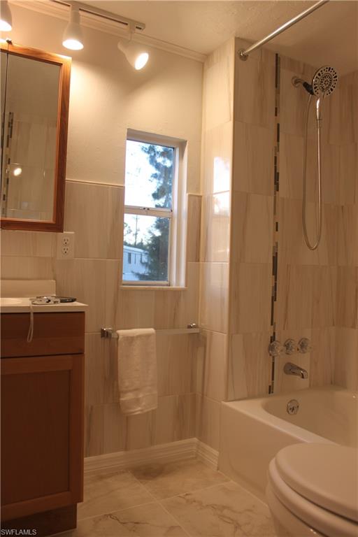 SUNCOAST ESTATE - Residential