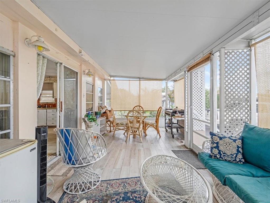 MOBILE MANOR - Residential