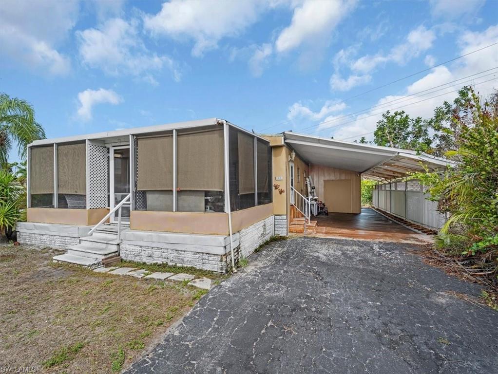 MOBILE MANOR - Residential
