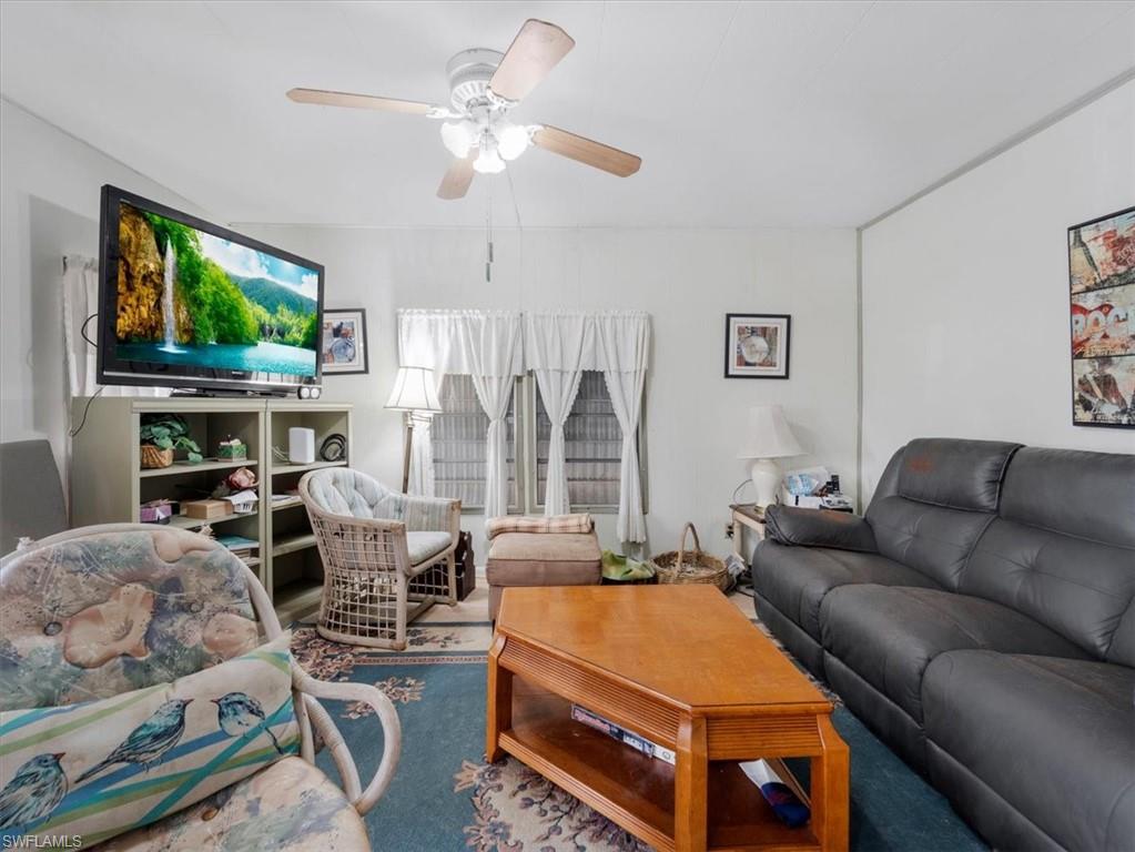 MOBILE MANOR - Residential