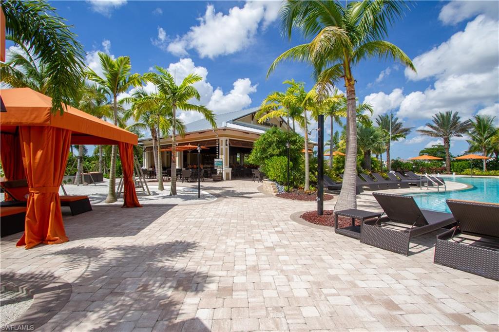 ESPLANADE - Residential