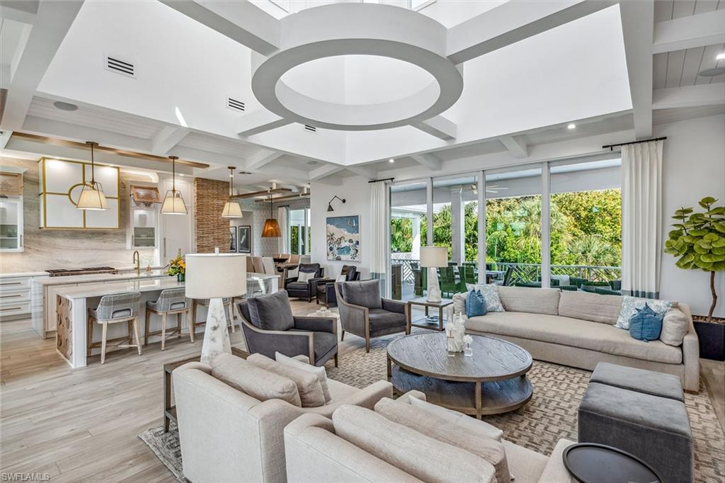 HIDEAWAY BEACH - Residential