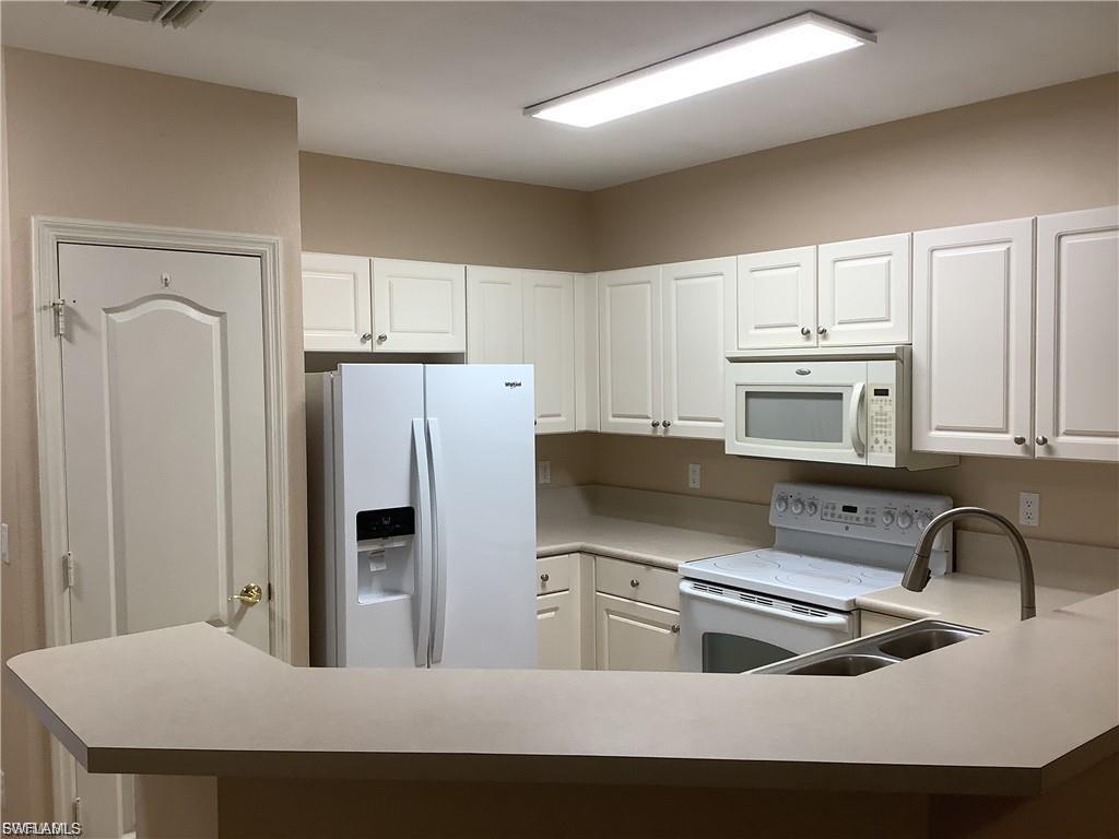 OLYMPIA POINTE - Residential