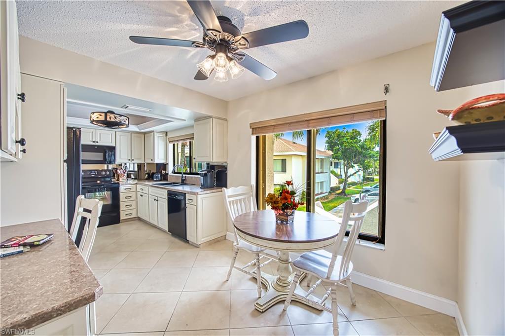 SEVEN LAKES - Residential Lease
