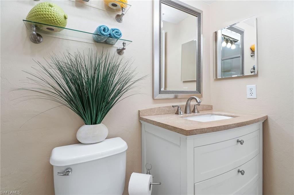 SEVEN LAKES - Residential Lease