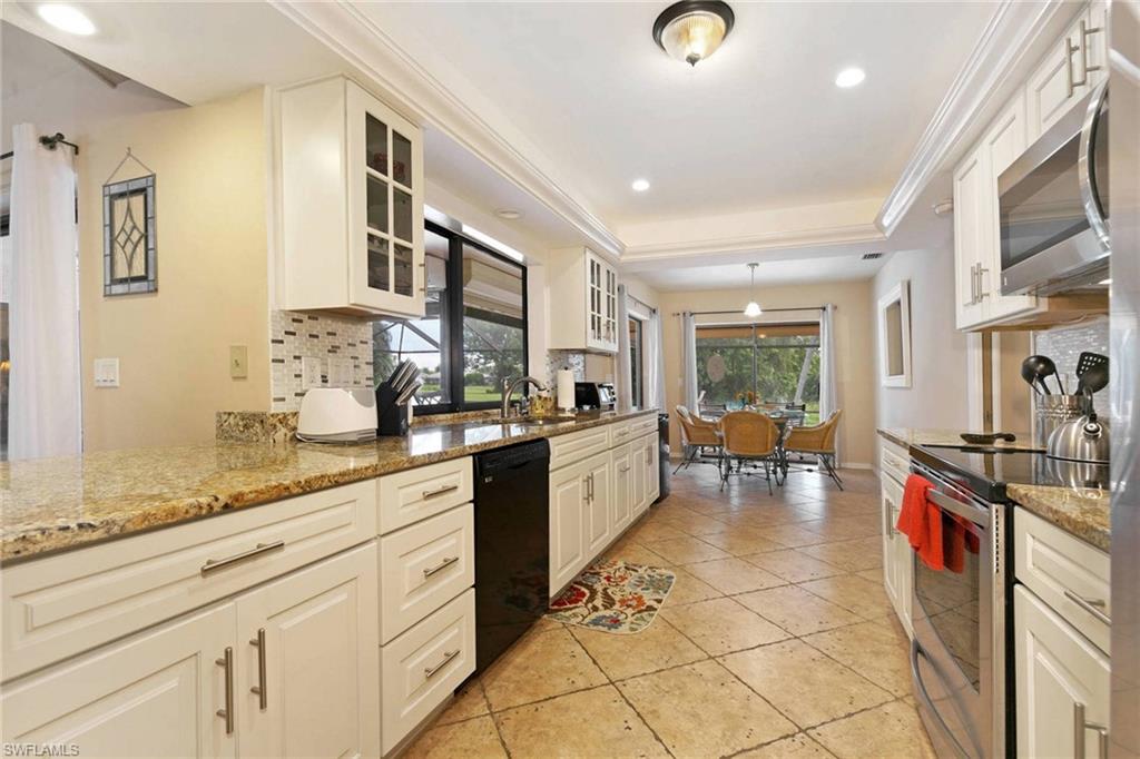 CAPE CORAL - Residential Lease