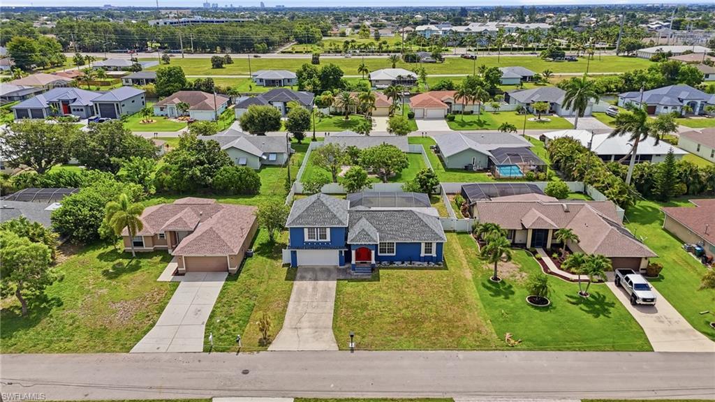 CAPE CORAL - Residential