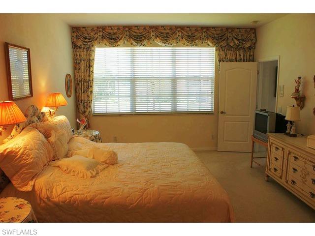 LAS BRISAS AT SPANISH WELLS - Residential