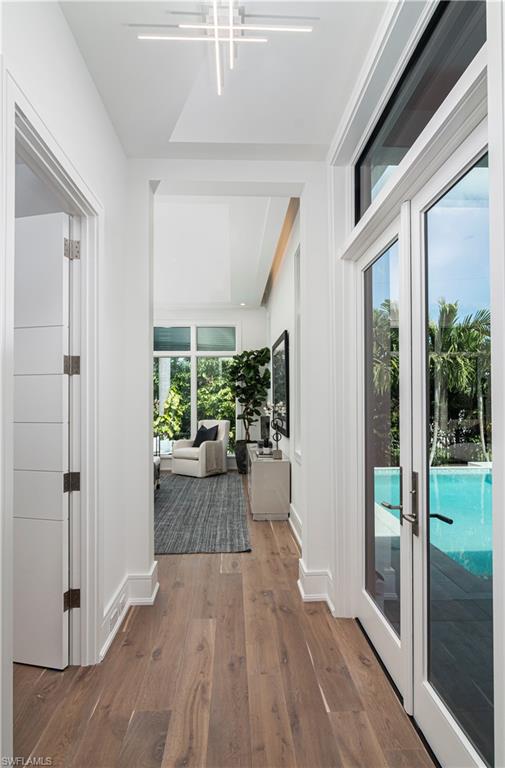 MOORINGS - Residential