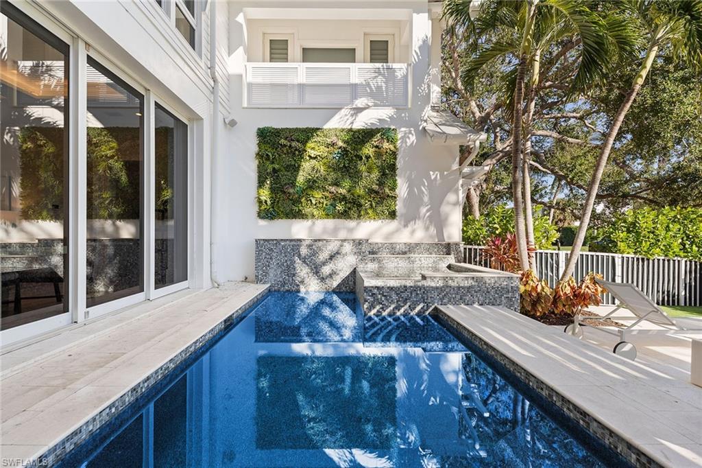 OLDE NAPLES - Residential