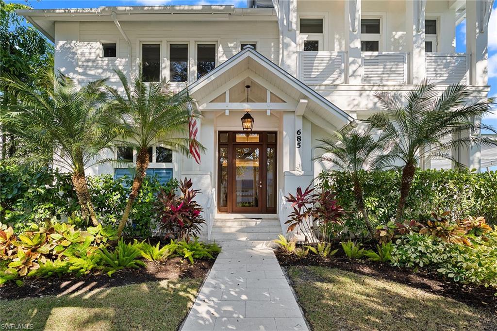 OLDE NAPLES - Residential