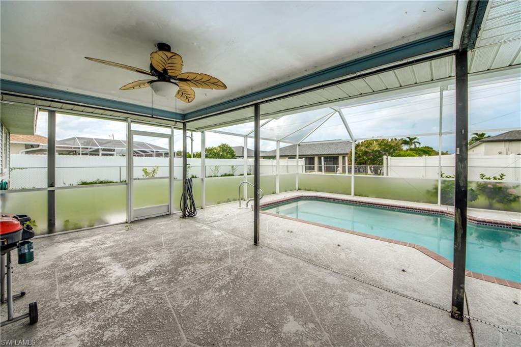 CAPE CORAL - Residential