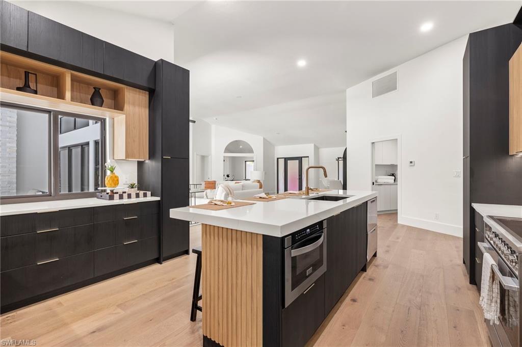 OAKMONT - Residential