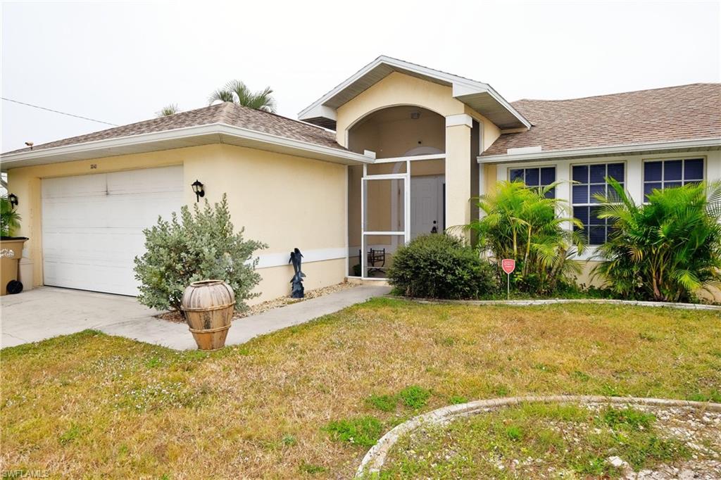 CAPE CORAL - Residential