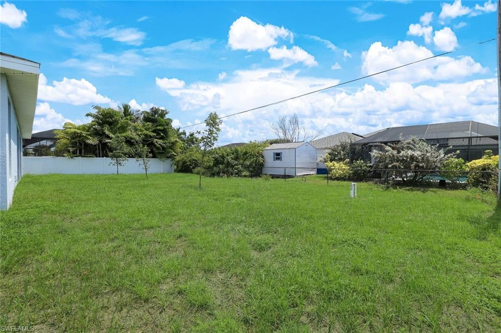 CAPE CORAL - Residential
