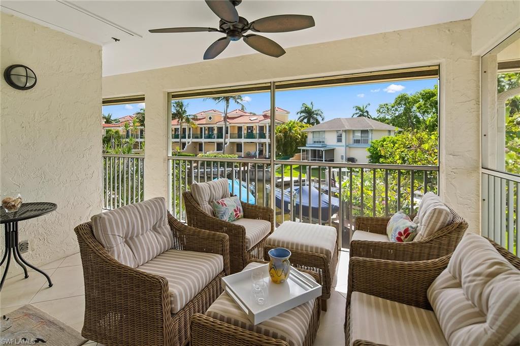 OYSTER BAY MANOR - Residential