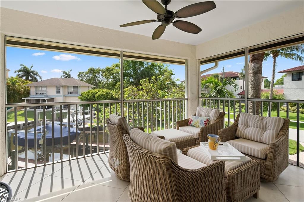 OYSTER BAY MANOR - Residential