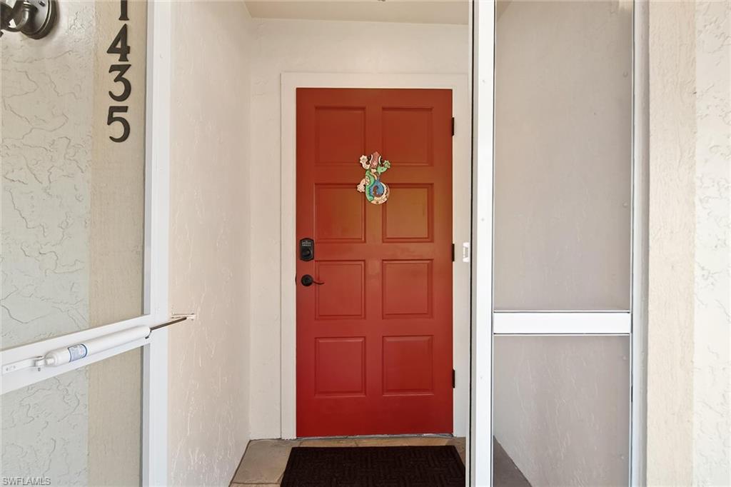 OYSTER BAY MANOR - Residential