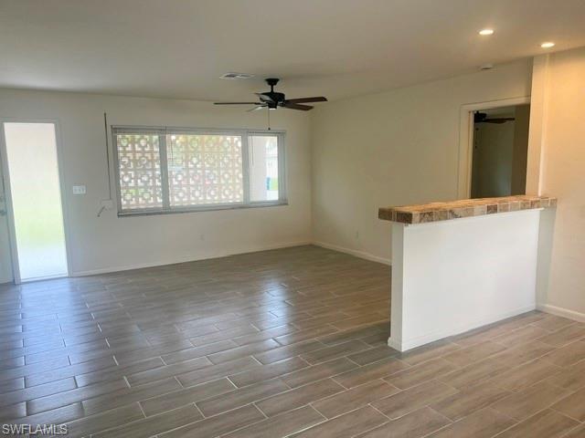 WILLOW LAKE - Residential