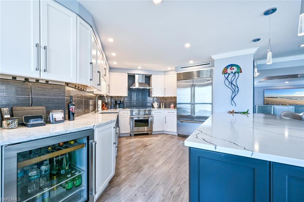 ESPLANADE CLUB - Residential Lease