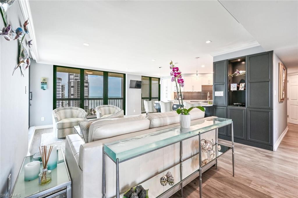 ESPLANADE CLUB - Residential Lease