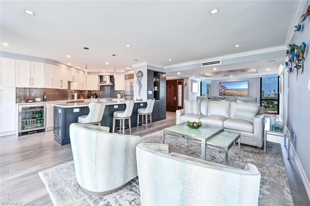 ESPLANADE CLUB - Residential Lease