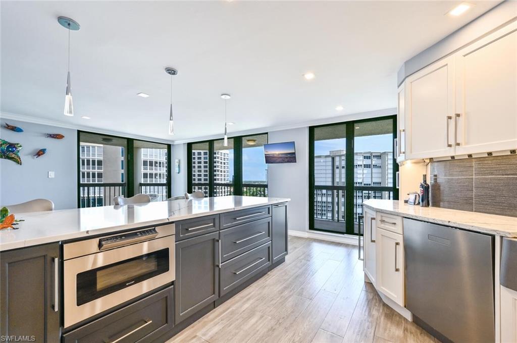 ESPLANADE CLUB - Residential Lease