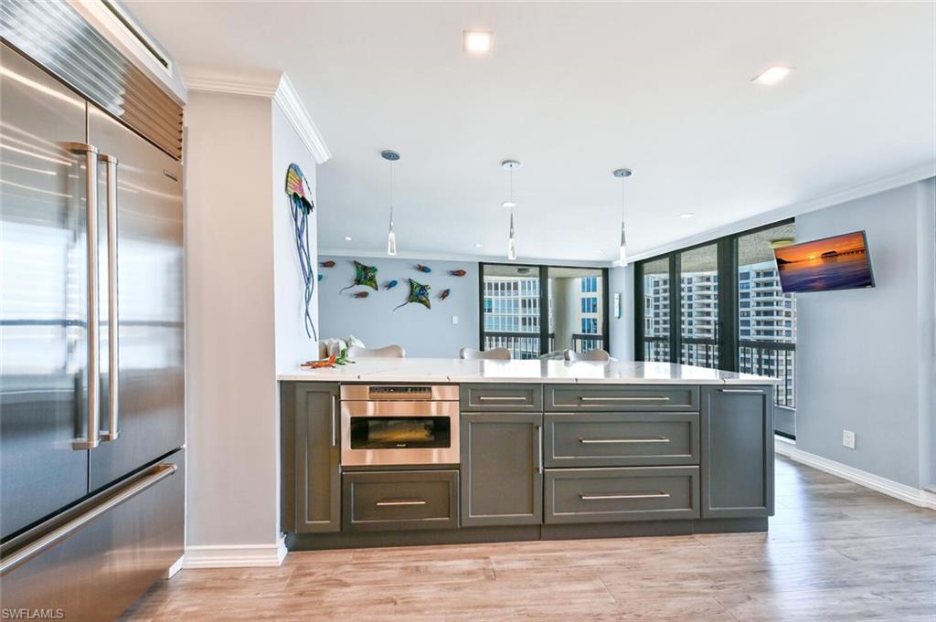 ESPLANADE CLUB - Residential Lease