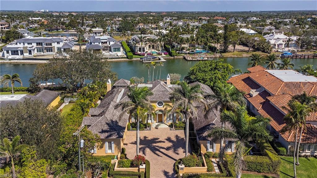 Stately Splendor in Port Royal!