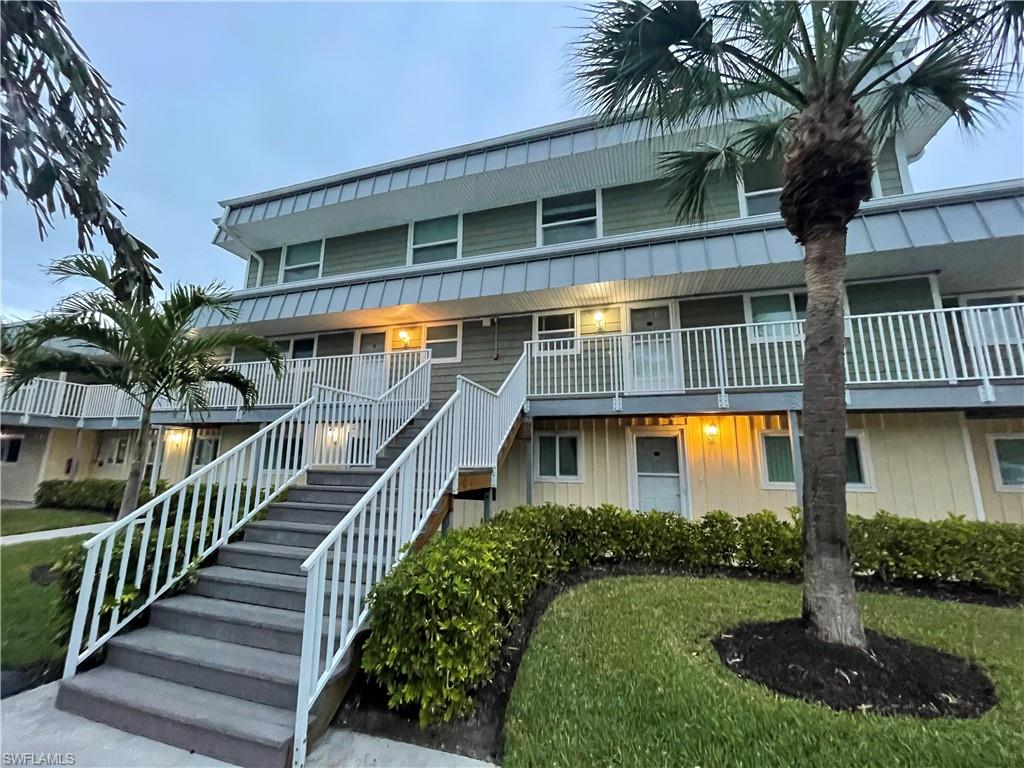 ISLAND SANDS CONDO - Residential