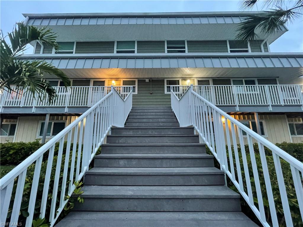 ISLAND SANDS CONDO - Residential