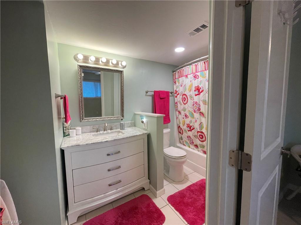 ISLAND SANDS CONDO - Residential