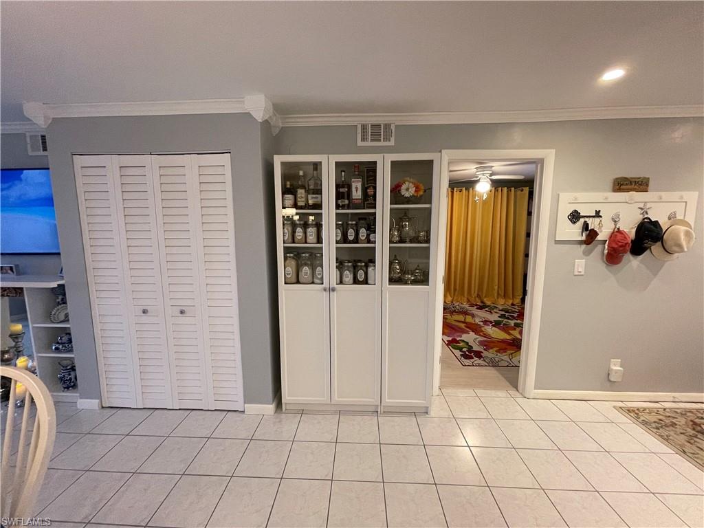 ISLAND SANDS CONDO - Residential