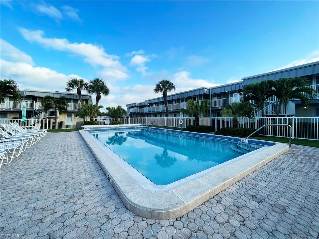 ISLAND SANDS CONDO - Residential