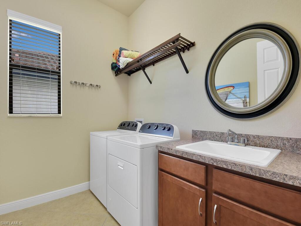 BONITA LAKES - Residential