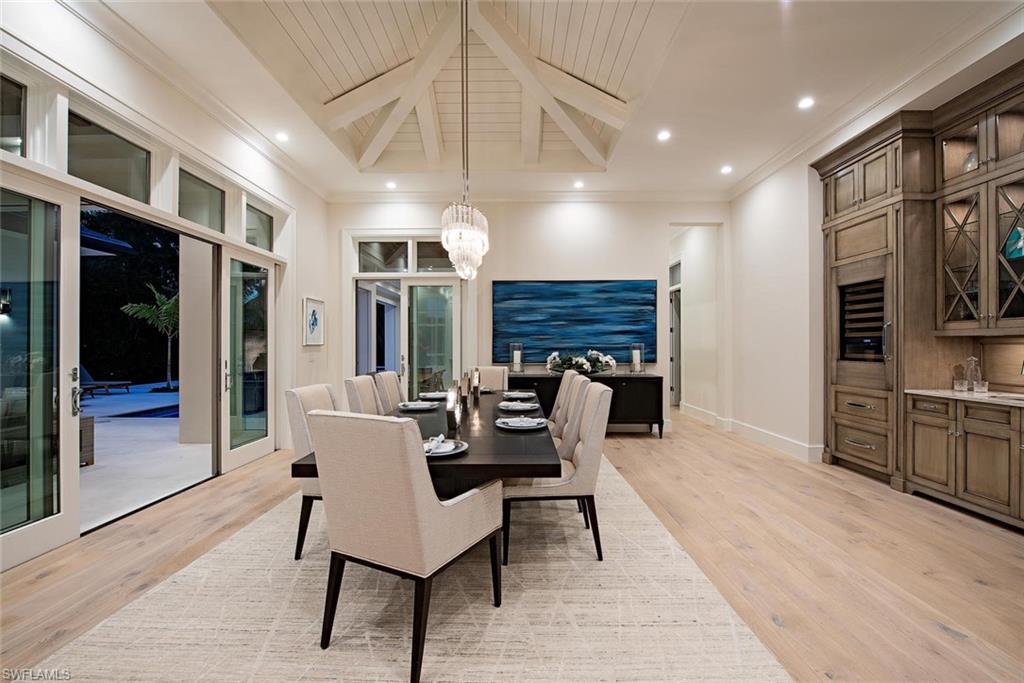 MOORINGS - Residential