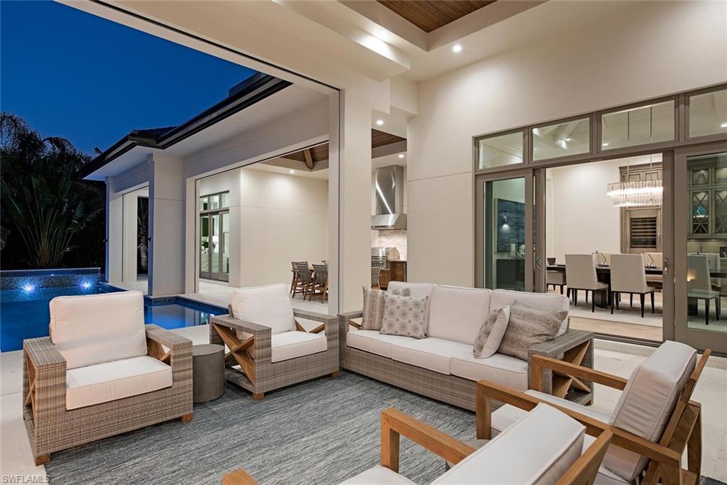 MOORINGS - Residential