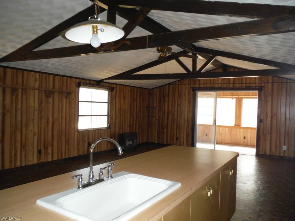 KREAMERS AVOCADO SUBD - Residential