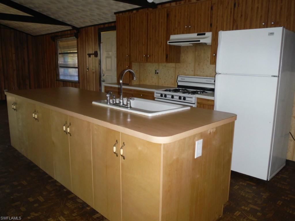 KREAMERS AVOCADO SUBD - Residential