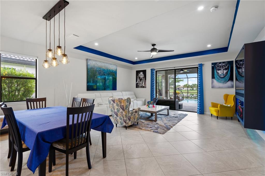 HAMPTON LAKES - Residential