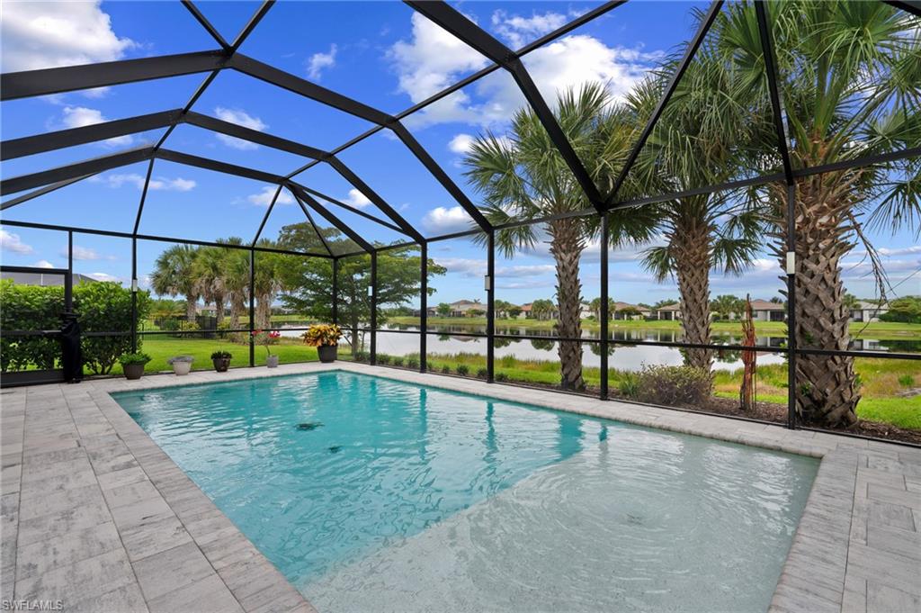 HAMPTON LAKES - Residential