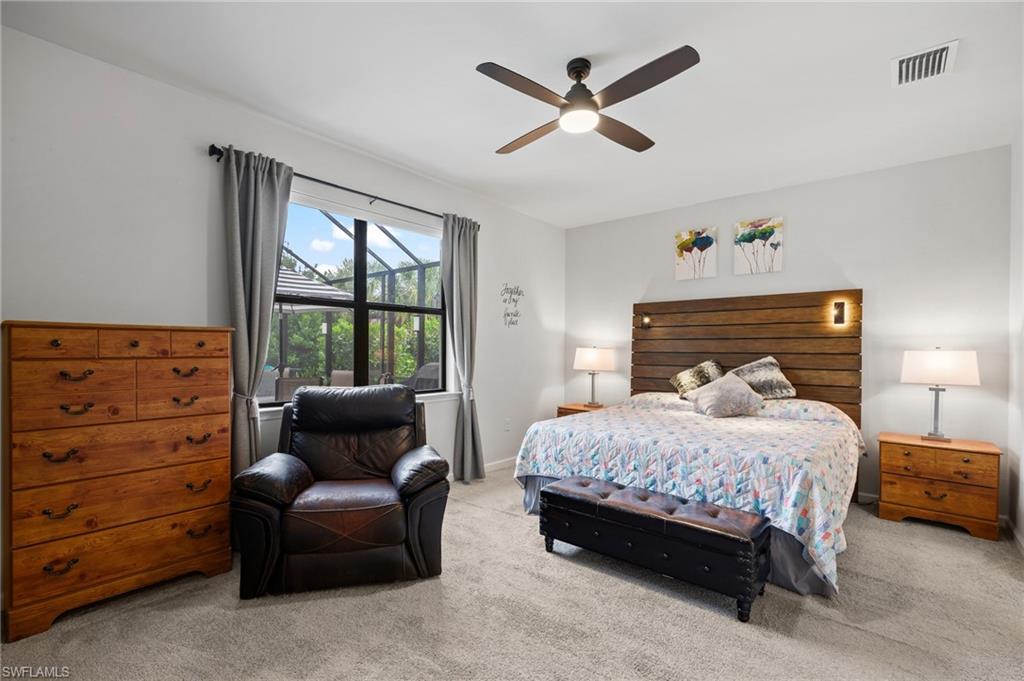 HAMPTON LAKES - Residential